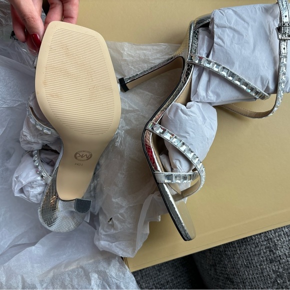 Michael Kors Celia Strappy Heels – Size 10M – Brand New in Box - Picture 11 of 13